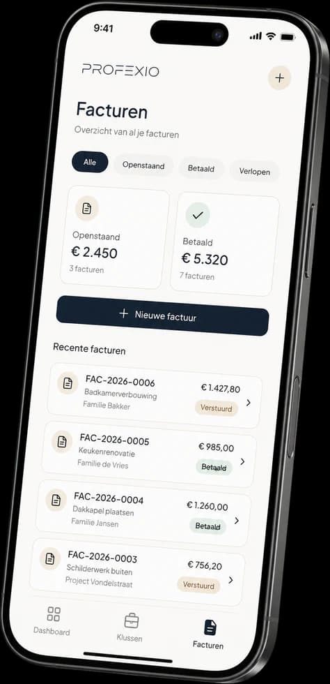 Facturenoverzicht in de Profexio-app op een iPhone